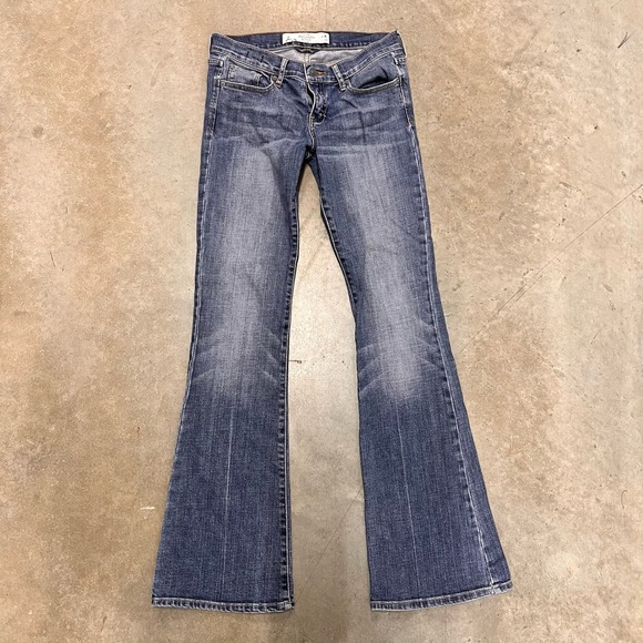 Abercrombie & Fitch Denim - Abercrombie and Fitch high rise Madison Flare jeans size 2R